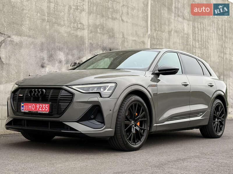 Позашляховик / Кросовер Audi e-tron 2022 в Львові
