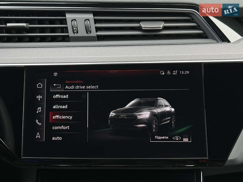 Позашляховик / Кросовер Audi e-tron 2022 в Львові