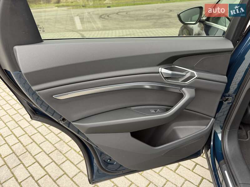 Внедорожник / Кроссовер Audi e-tron 2021 в Львове