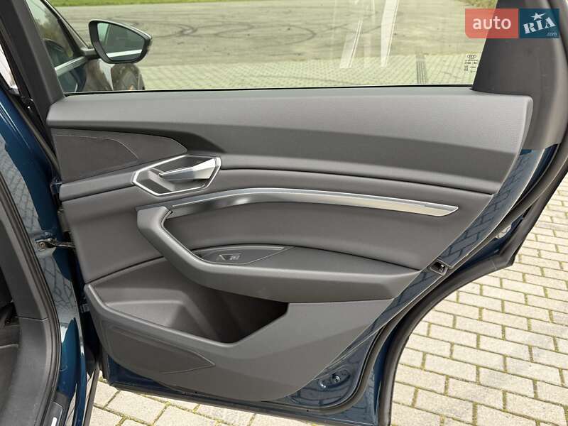 Внедорожник / Кроссовер Audi e-tron 2021 в Львове