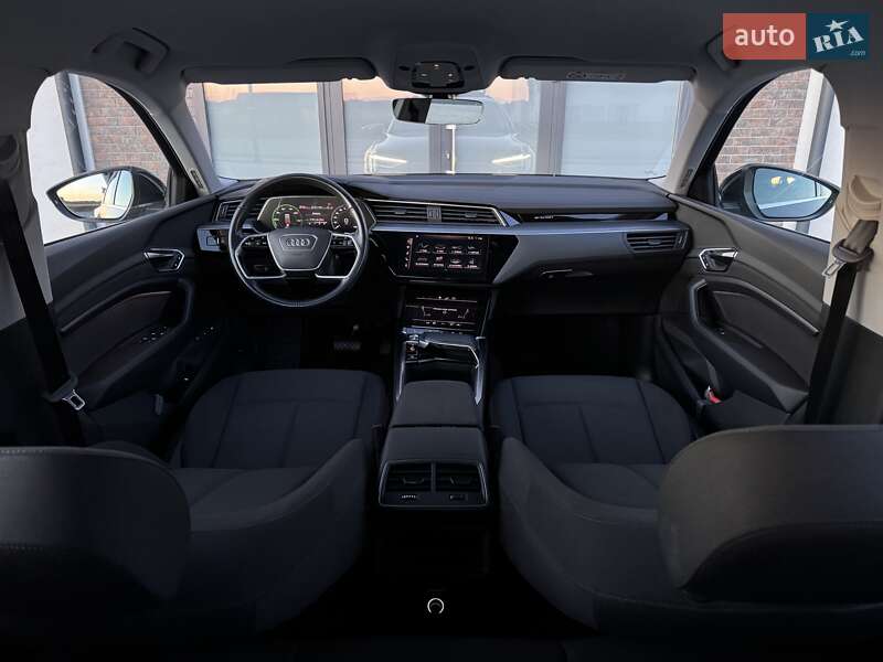 Внедорожник / Кроссовер Audi e-tron 2020 в Тернополе фото 45 Внедорожник / Кроссовер Audi e-tron 2020 в Тернополе