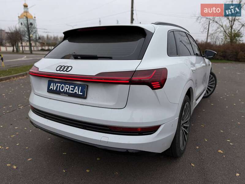Позашляховик / Кросовер Audi e-tron 2019 в Кривому Розі фото 29 Позашляховик / Кросовер Audi e-tron 2019 в Кривому Розі