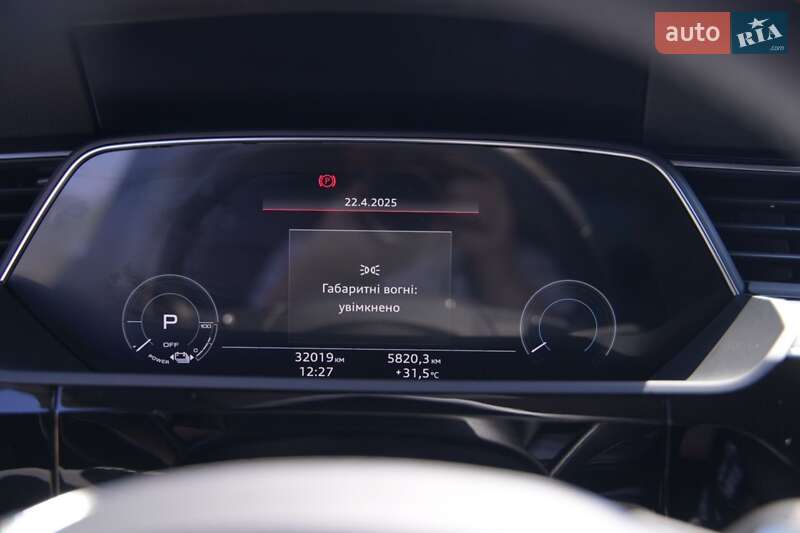 Внедорожник / Кроссовер Audi e-tron 2022 в Дубно