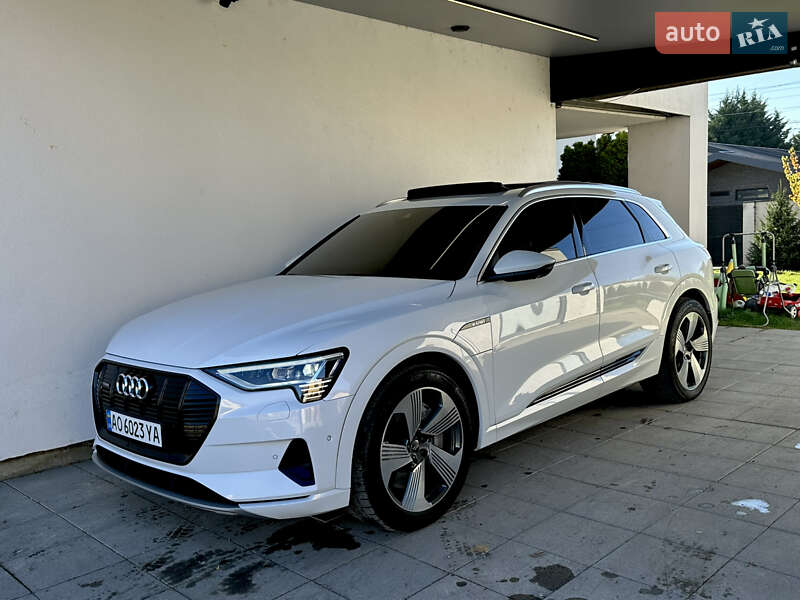 Позашляховик / Кросовер Audi e-tron 2019 в Ужгороді