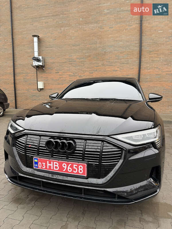 Внедорожник / Кроссовер Audi e-tron 2020 в Виннице
