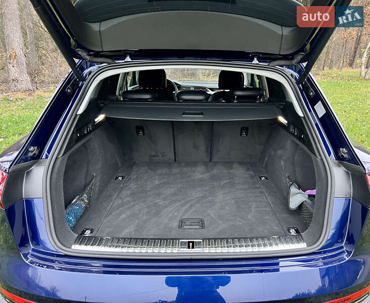 Внедорожник / Кроссовер Audi e-tron 2021 в Киеве фото 11 Внедорожник / Кроссовер Audi e-tron 2021 в Киеве