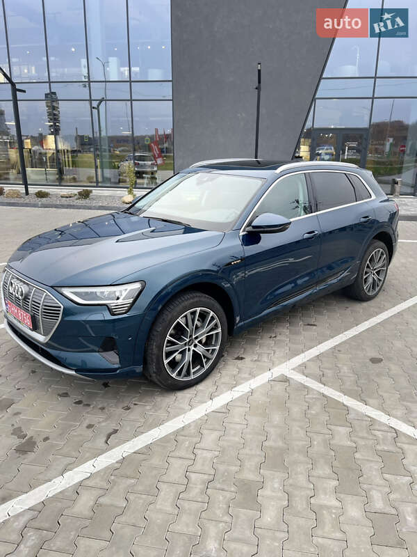 Позашляховик / Кросовер Audi e-tron 2020 в Луцьку