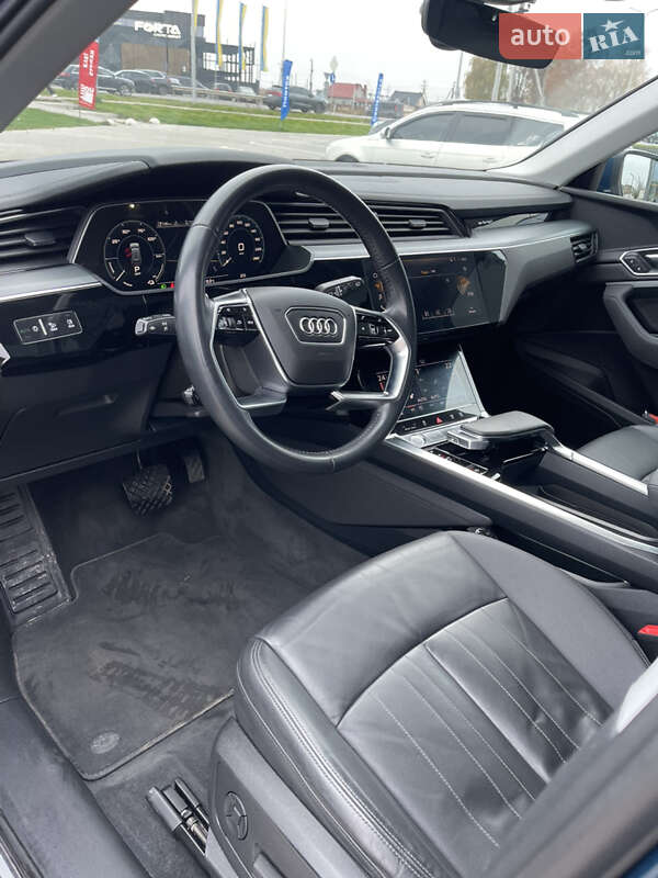 Позашляховик / Кросовер Audi e-tron 2020 в Луцьку