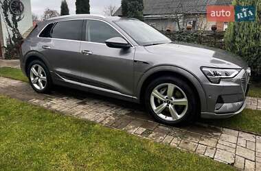 Позашляховик / Кросовер Audi e-tron 2021 в Івано-Франківську