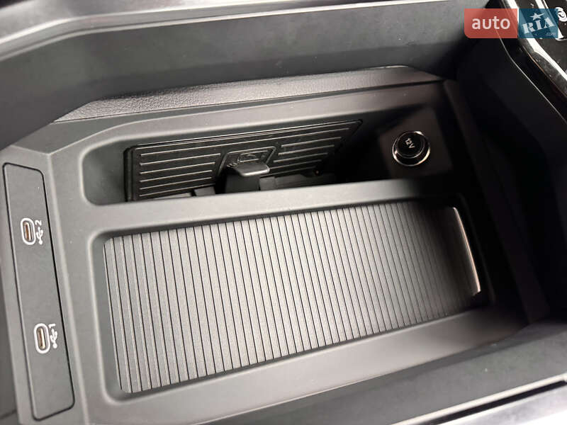 Внедорожник / Кроссовер Audi e-tron 2023 в Хмельницком фото 36 Внедорожник / Кроссовер Audi e-tron 2023 в Хмельницком