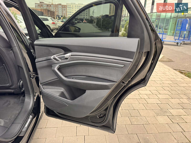 Внедорожник / Кроссовер Audi e-tron 2023 в Хмельницком фото 49 Внедорожник / Кроссовер Audi e-tron 2023 в Хмельницком