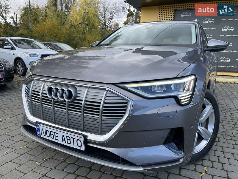 Внедорожник / Кроссовер Audi e-tron 2019 в Львове фото Внедорожник / Кроссовер Audi e-tron 2019 в Львове