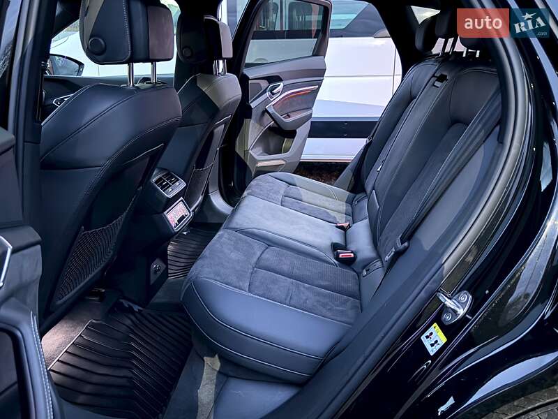 Позашляховик / Кросовер Audi e-tron 2022 в Ковелі