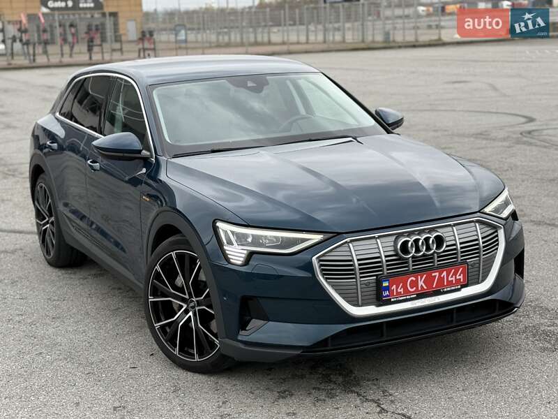 Позашляховик / Кросовер Audi e-tron 2021 в Києві фото 19 Позашляховик / Кросовер Audi e-tron 2021 в Києві