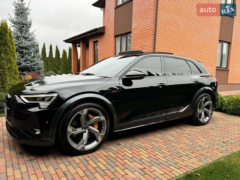 Внедорожник / Кроссовер Audi e-tron 2021 в Киеве фото 18 Внедорожник / Кроссовер Audi e-tron 2021 в Киеве