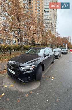 Позашляховик / Кросовер Audi e-tron 2024 в Києві