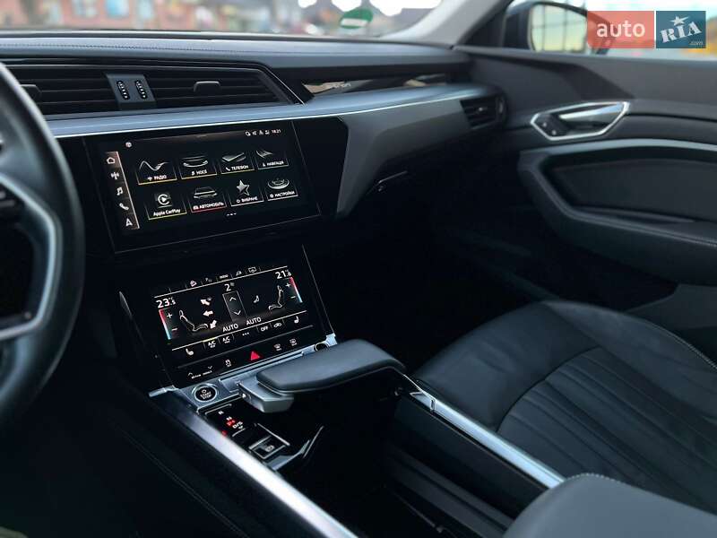 Внедорожник / Кроссовер Audi e-tron 2021 в Виннице