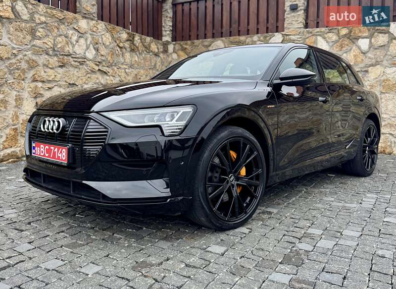 Позашляховик / Кросовер Audi e-tron 2019 в Рівному