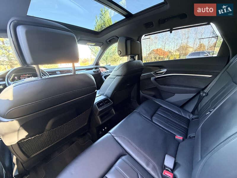 Внедорожник / Кроссовер Audi e-tron 2020 в Дрогобыче