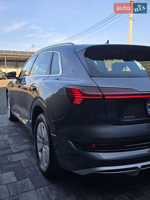 Позашляховик / Кросовер Audi e-tron 2020 в Луцьку