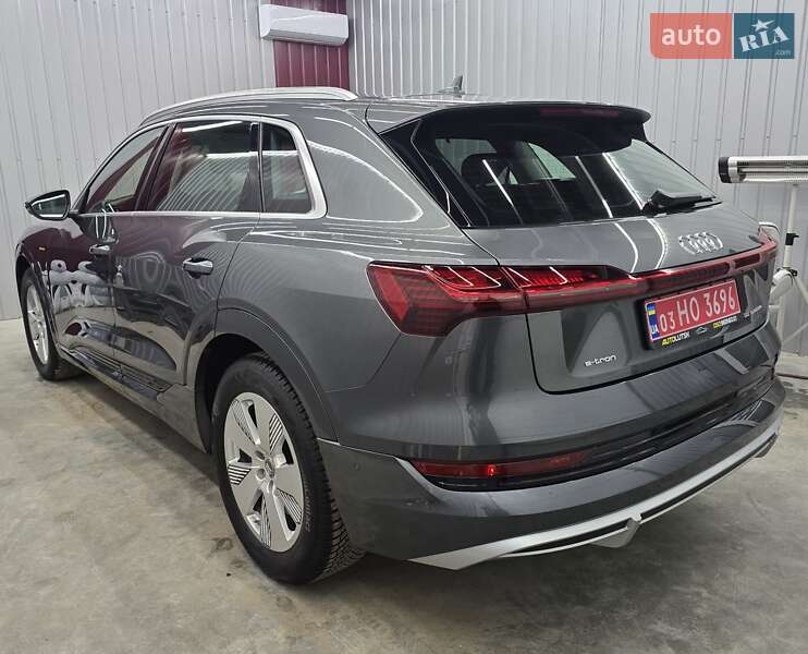 Позашляховик / Кросовер Audi e-tron 2020 в Луцьку