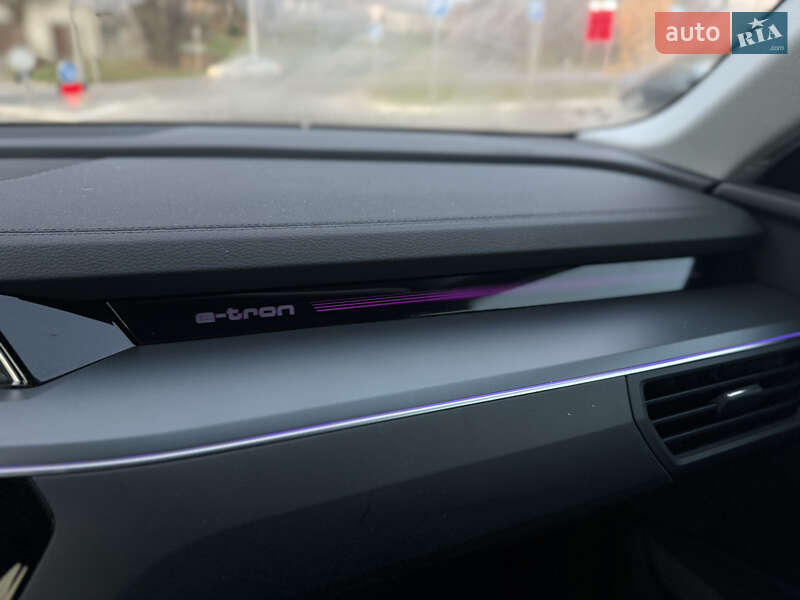 Внедорожник / Кроссовер Audi e-tron 2021 в Ровно фото 20 Внедорожник / Кроссовер Audi e-tron 2021 в Ровно