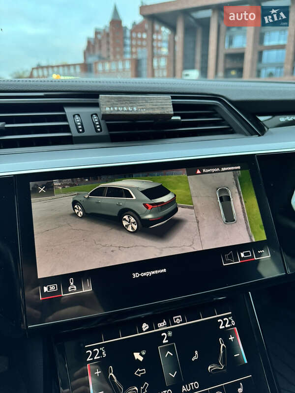 Внедорожник / Кроссовер Audi e-tron 2020 в Днепре