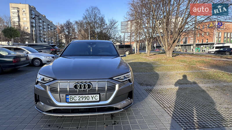 Позашляховик / Кросовер Audi e-tron 2019 в Львові