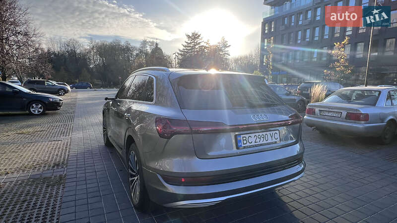 Позашляховик / Кросовер Audi e-tron 2019 в Львові
