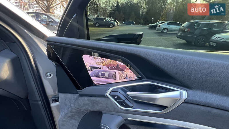 Позашляховик / Кросовер Audi e-tron 2019 в Львові