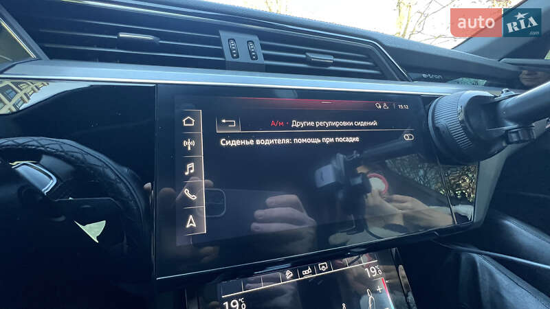 Позашляховик / Кросовер Audi e-tron 2019 в Львові