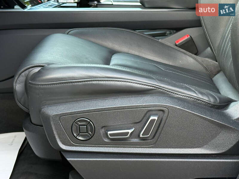 Внедорожник / Кроссовер Audi e-tron 2020 в Ровно фото 30 Внедорожник / Кроссовер Audi e-tron 2020 в Ровно