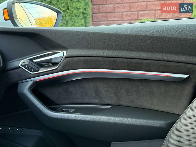 Внедорожник / Кроссовер Audi e-tron 2020 в Ровно фото 99 Внедорожник / Кроссовер Audi e-tron 2020 в Ровно