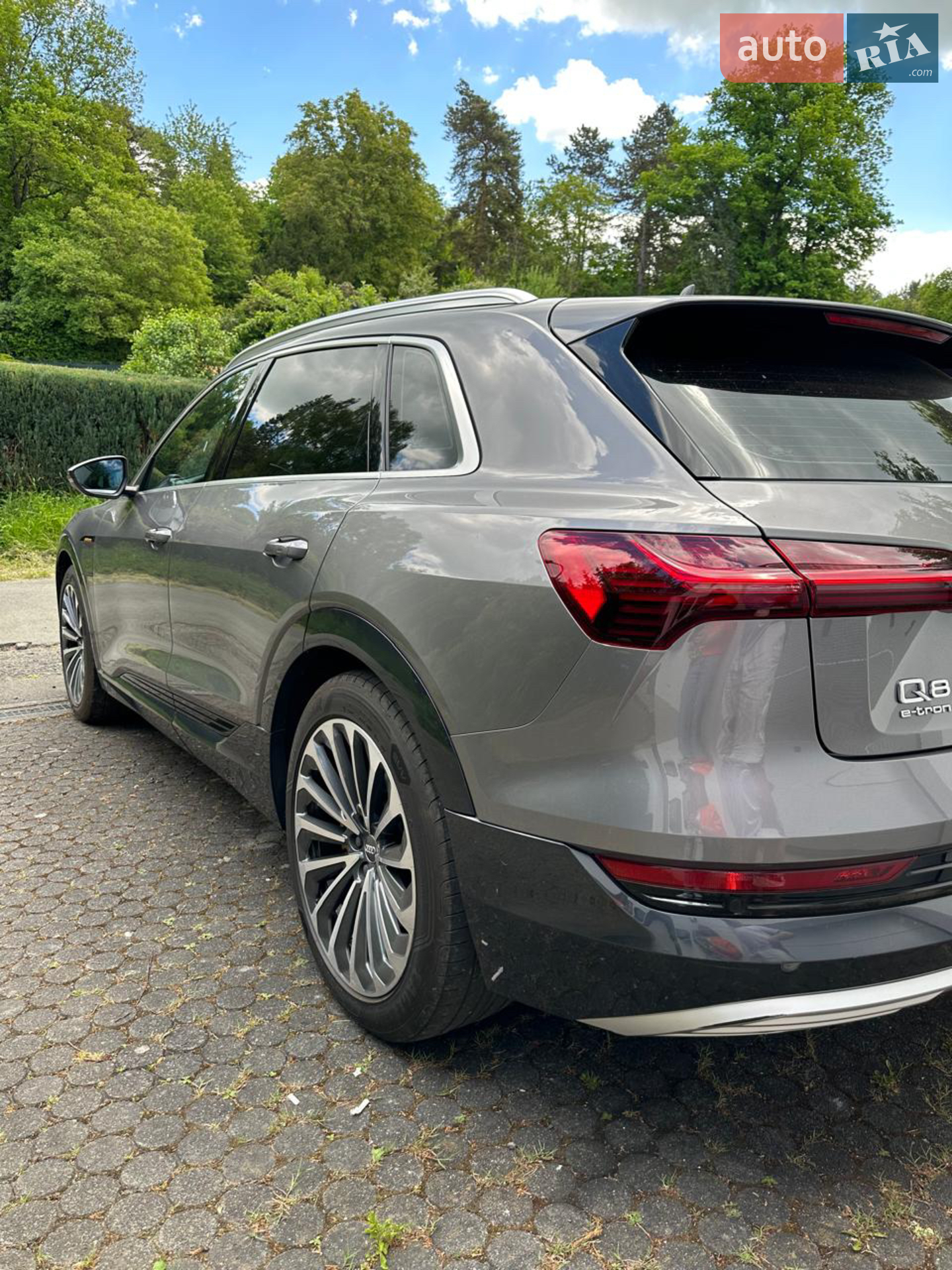 2019 Audi e-tron - мініатюра 3