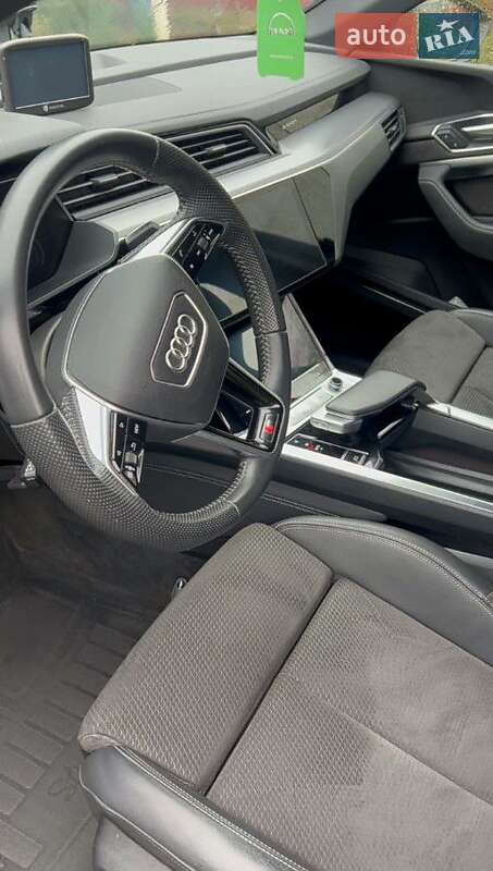 Позашляховик / Кросовер Audi e-tron 2019 в Шептицькому фото 9 Позашляховик / Кросовер Audi e-tron 2019 в Шептицькому