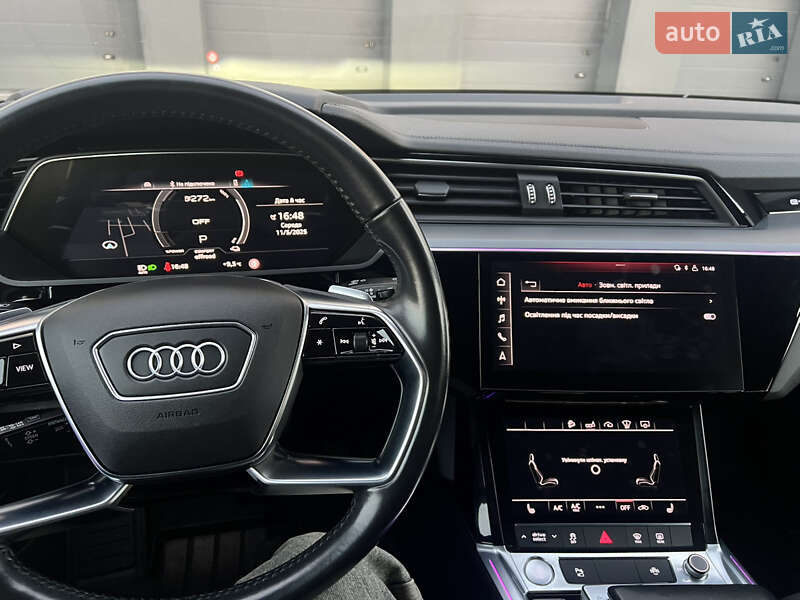 Позашляховик / Кросовер Audi e-tron 2019 в Рівному