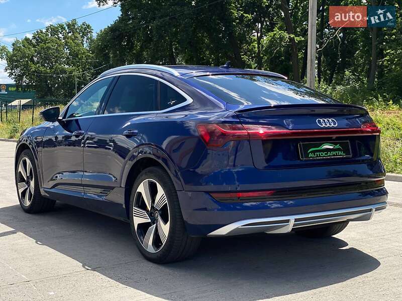 Внедорожник / Кроссовер Audi e-tron 2021 в Киеве фото 10 Внедорожник / Кроссовер Audi e-tron 2021 в Киеве