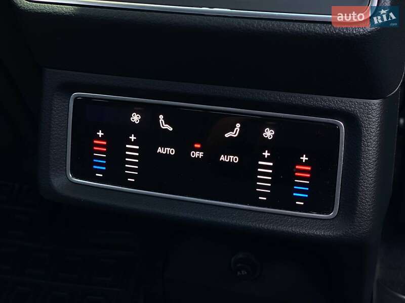 Внедорожник / Кроссовер Audi e-tron 2021 в Киеве фото 23 Внедорожник / Кроссовер Audi e-tron 2021 в Киеве