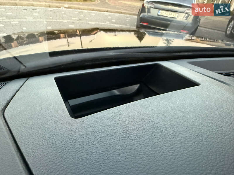 Внедорожник / Кроссовер Audi e-tron 2020 в Дрогобыче фото 106 Внедорожник / Кроссовер Audi e-tron 2020 в Дрогобыче