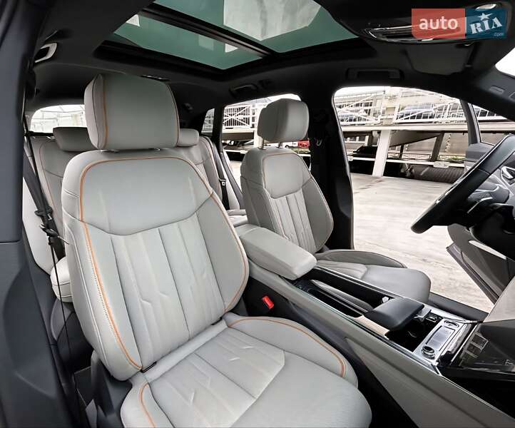 Внедорожник / Кроссовер Audi e-tron 2022 в Львове фото 19 Внедорожник / Кроссовер Audi e-tron 2022 в Львове