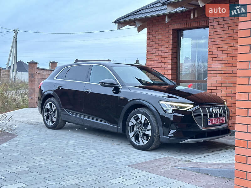 Позашляховик / Кросовер Audi e-tron 2022 в Рівному фото 10 Позашляховик / Кросовер Audi e-tron 2022 в Рівному