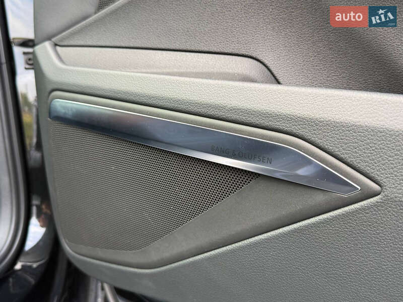 Внедорожник / Кроссовер Audi e-tron 2022 в Стрые