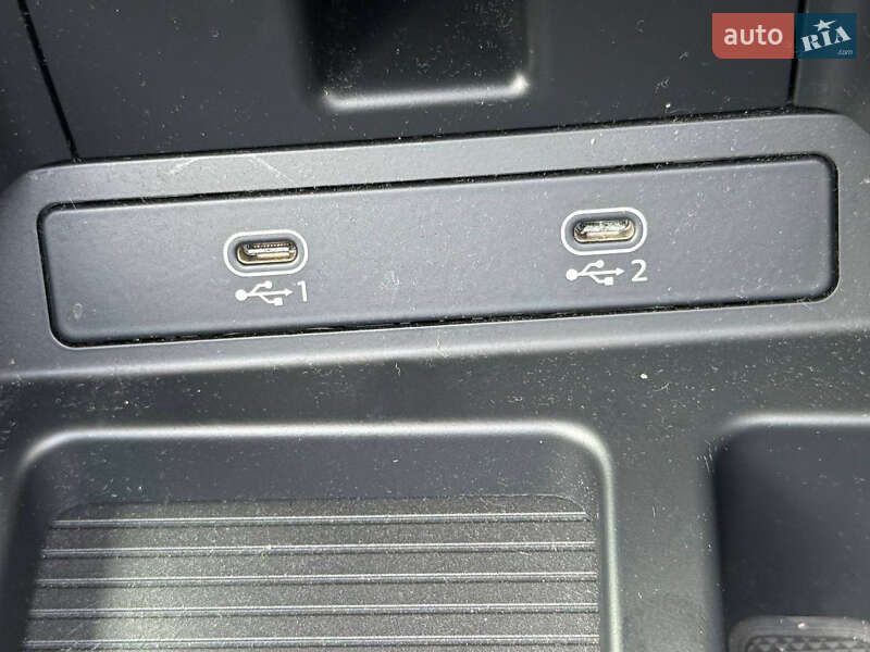 Внедорожник / Кроссовер Audi e-tron 2022 в Стрые