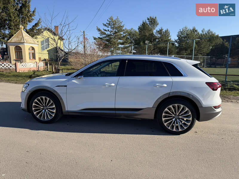 Внедорожник / Кроссовер Audi e-tron 2021 в Львове