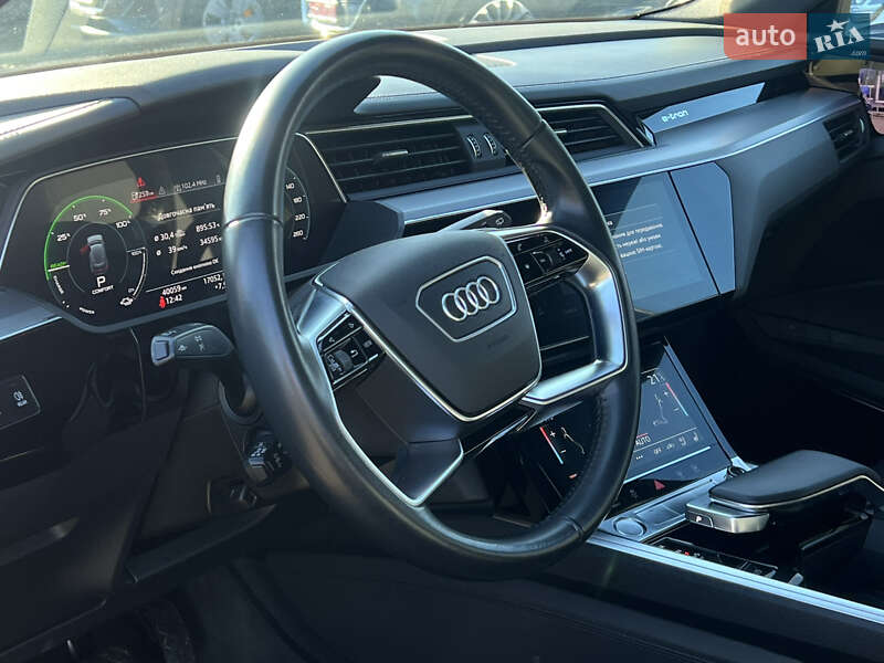 Позашляховик / Кросовер Audi e-tron 2020 в Луцьку