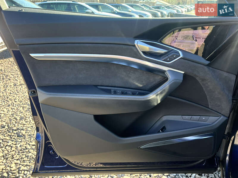 Позашляховик / Кросовер Audi e-tron 2020 в Луцьку