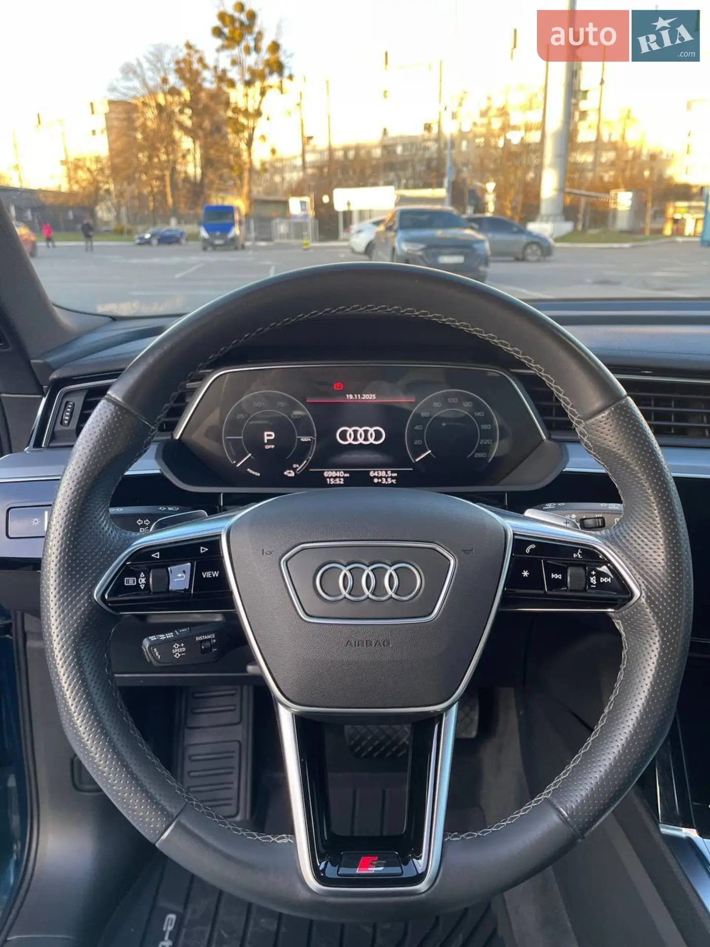 2021 Audi e-tron - мініатюра 12