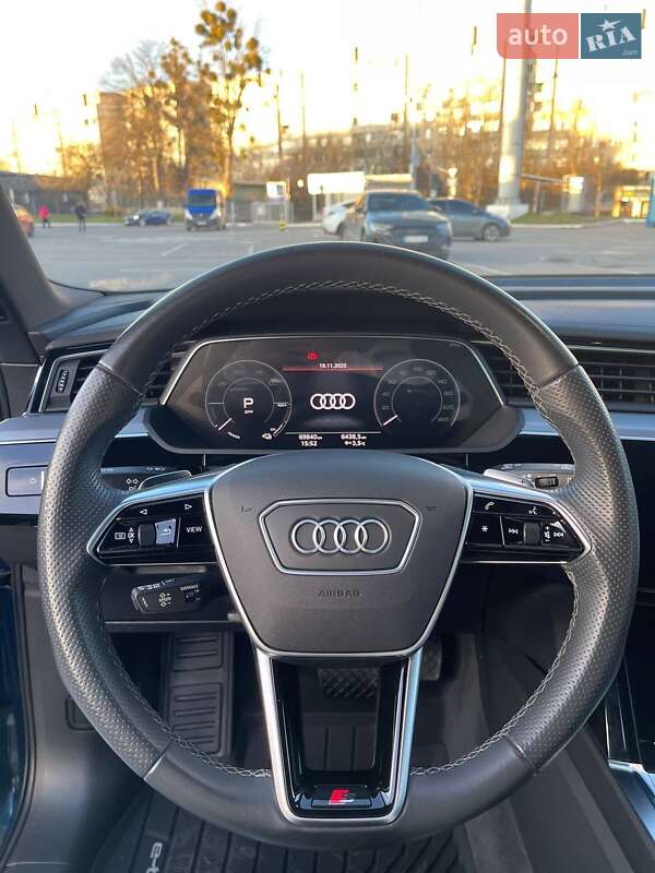 Внедорожник / Кроссовер Audi e-tron 2021 в Львове