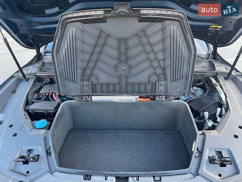 Внедорожник / Кроссовер Audi e-tron 2021 в Львове