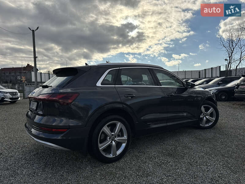 Внедорожник / Кроссовер Audi e-tron 2019 в Ивано-Франковске